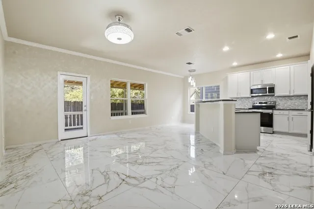 13103 Brook Arbor San Antonio, TX 78232