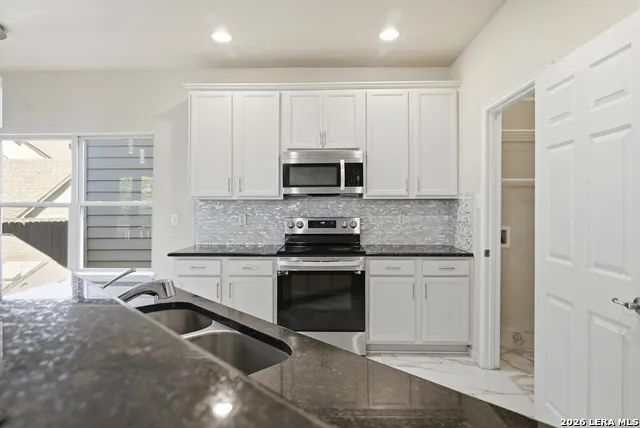 13103 Brook Arbor San Antonio, TX 78232