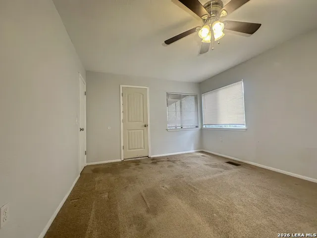 2611 Lakehaven San Antonio, TX 78222