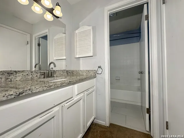 2611 Lakehaven San Antonio, TX 78222