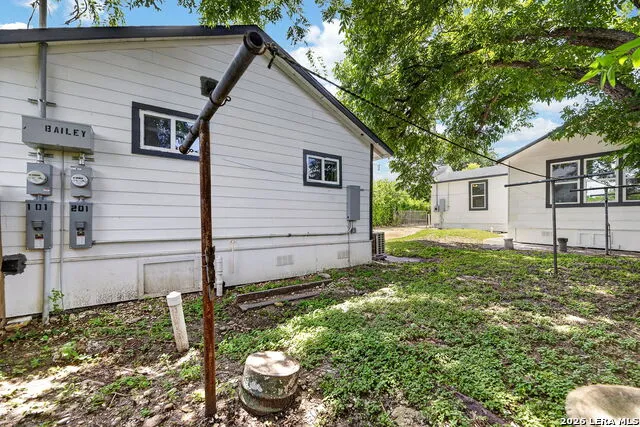 747 BAILEY AVE San Antonio, TX 78210