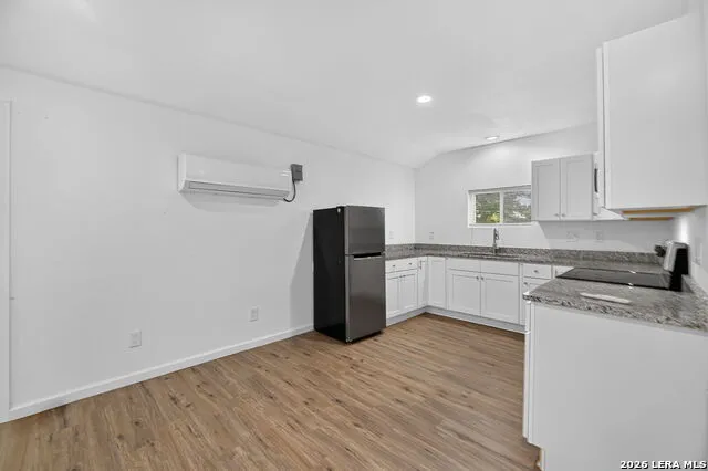 747 BAILEY AVE San Antonio, TX 78210