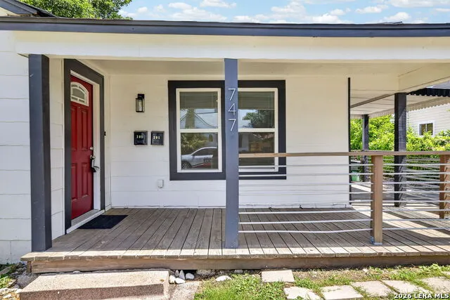 747 BAILEY AVE San Antonio, TX 78210