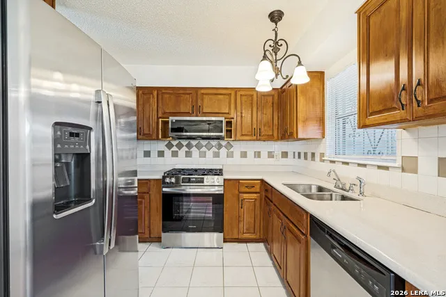 203 Eastover San Antonio, TX 78220