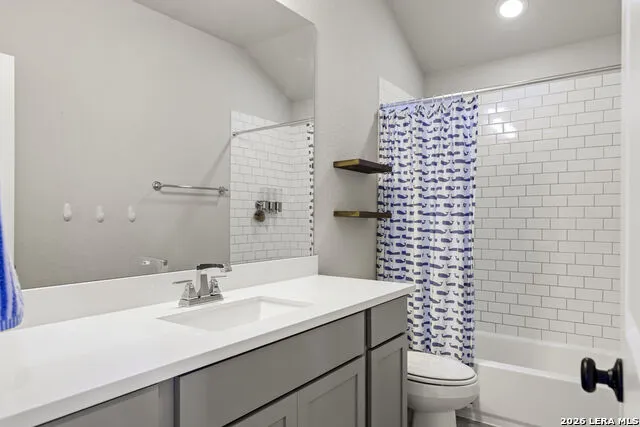 29778 SLATE CRK Boerne, TX 78015