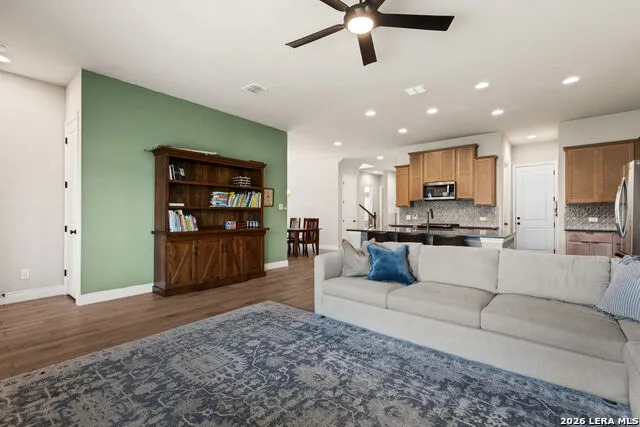 29778 SLATE CRK Boerne, TX 78015