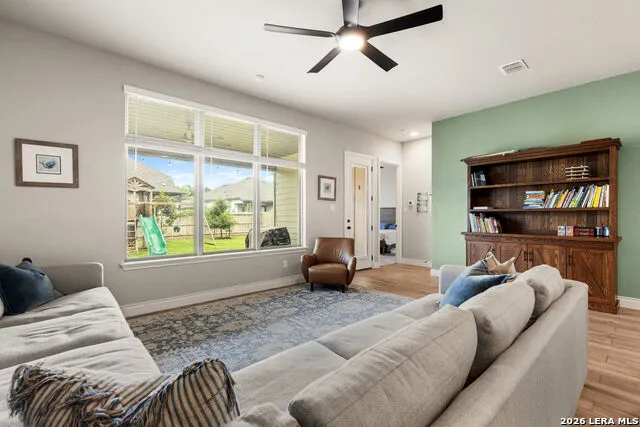 29778 SLATE CRK Boerne, TX 78015