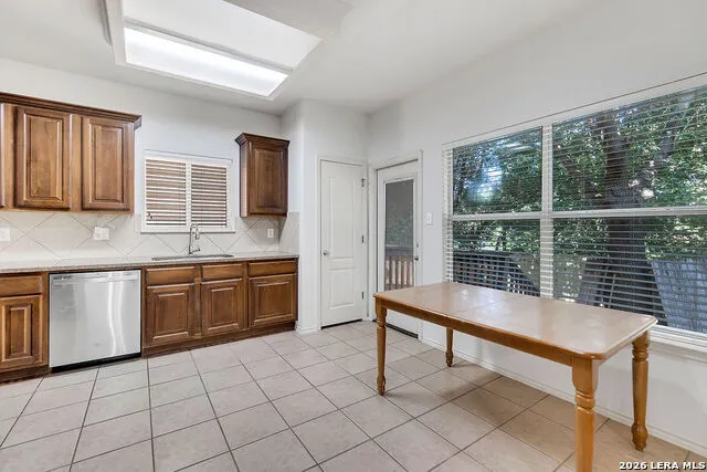 7163 Summer Way San Antonio, TX 78240