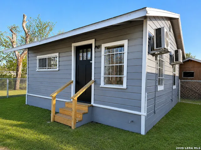 534 SHARMAIN PL San Antonio, TX 78221
