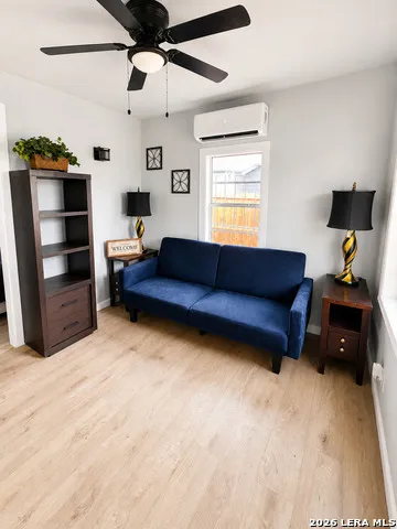 534 SHARMAIN PL San Antonio, TX 78221