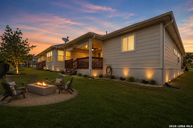 3311 BLOSSOM ROW San Antonio, TX 78253
