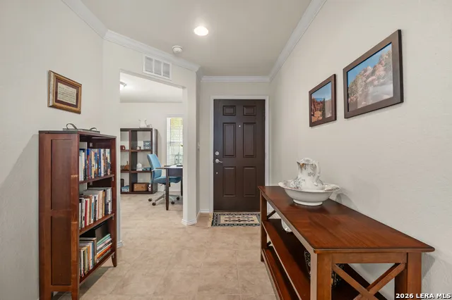 3311 BLOSSOM ROW San Antonio, TX 78253