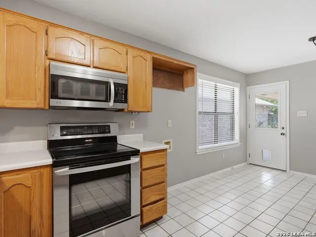 526 Riverside Dr New Braunfels, TX 78130