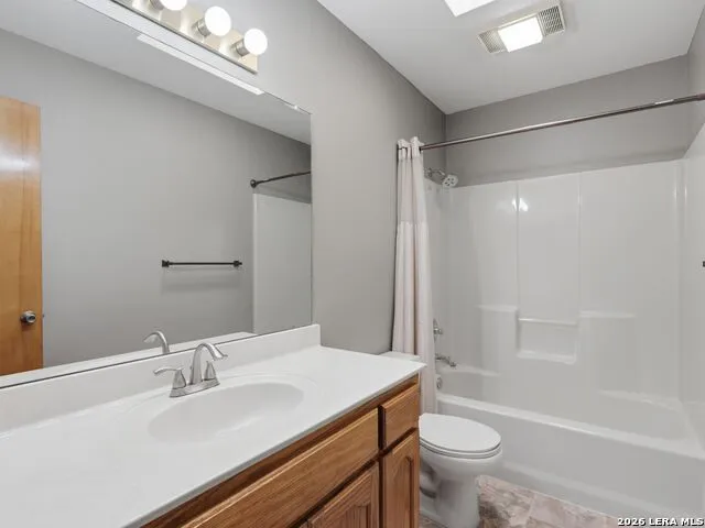 526 Riverside Dr New Braunfels, TX 78130