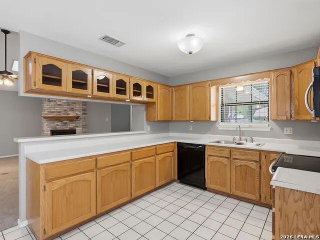 526 Riverside Dr New Braunfels, TX 78130