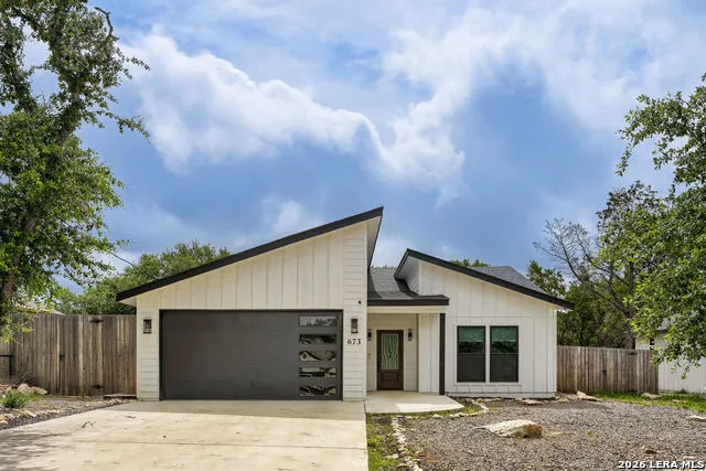673 Mockingbird Cv Spring Branch, TX 78070