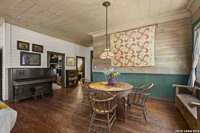 112 N. River Bend Road Comfort, TX 78013