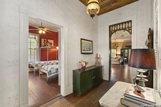 112 N. River Bend Road Comfort, TX 78013
