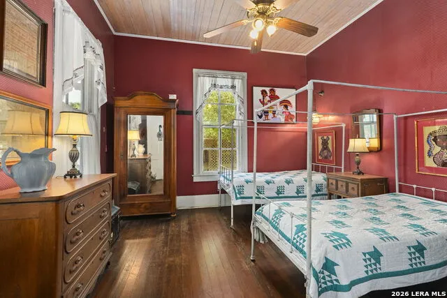 112 N. River Bend Road Comfort, TX 78013