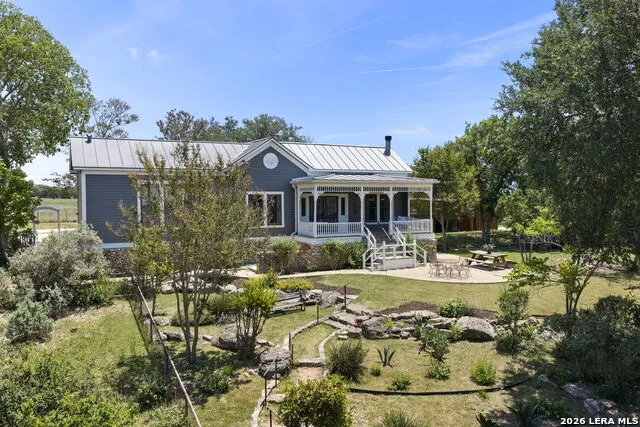 112 N. River Bend Road Comfort, TX 78013