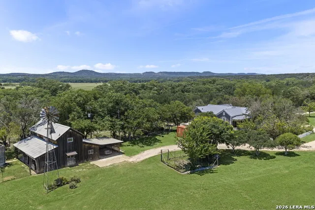 112 N. River Bend Road Comfort, TX 78013