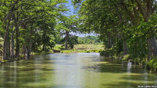 112 N. River Bend Road Comfort, TX 78013