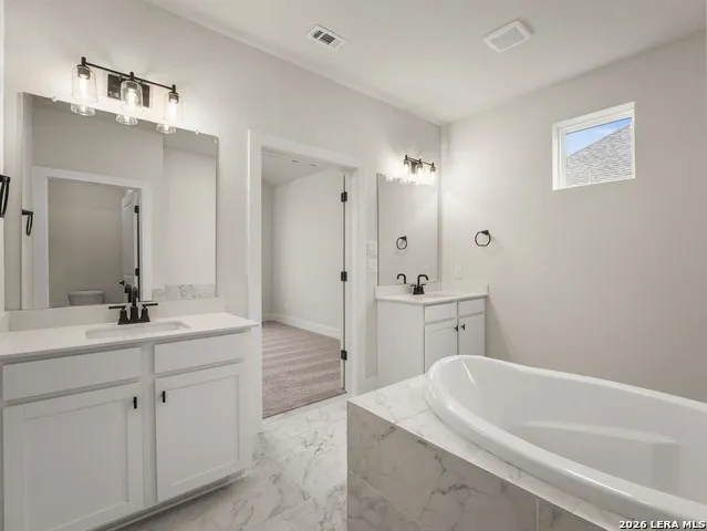 4186 Garden Path Schertz, TX 78124