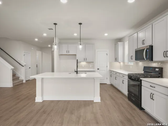 4186 Garden Path Schertz, TX 78124