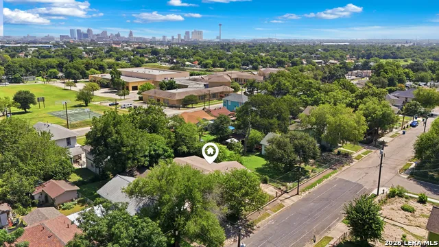435 W Baylor San Antonio, TX 78204