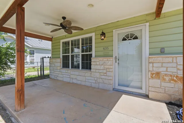 435 W Baylor San Antonio, TX 78204