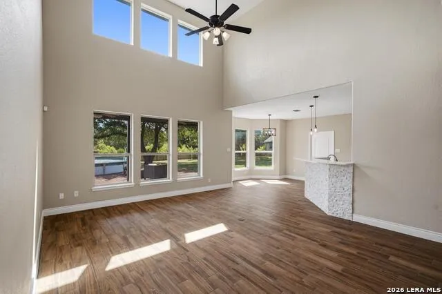 28130 George Obrien San Antonio, TX 78260
