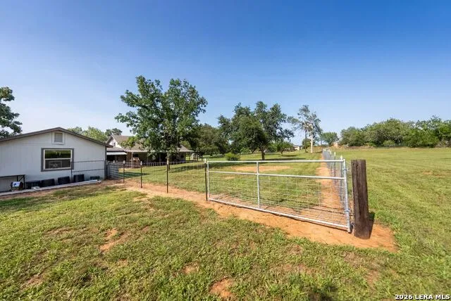 8857 Stuart Rd #3 San Antonio, TX 78263