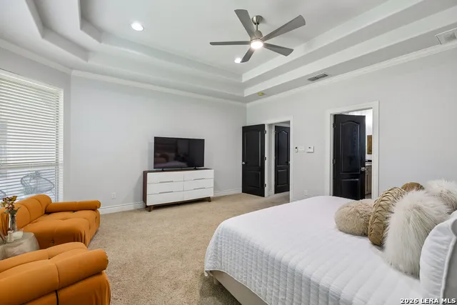 13326 WIND RDG Helotes, TX 78023