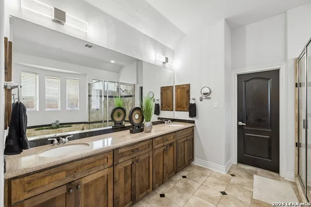 13326 WIND RDG Helotes, TX 78023
