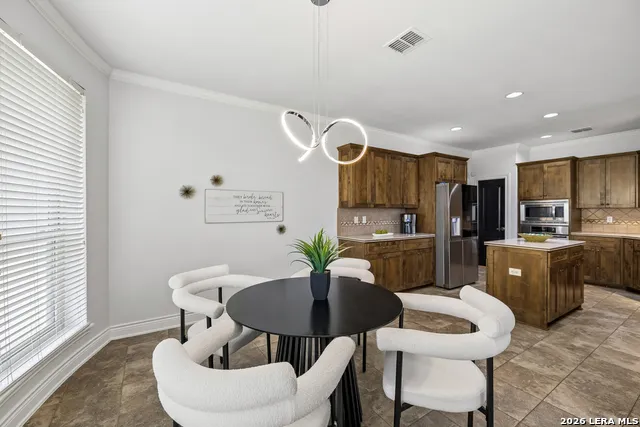 13326 WIND RDG Helotes, TX 78023