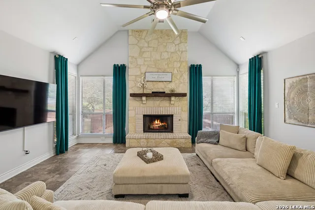 13326 WIND RDG Helotes, TX 78023