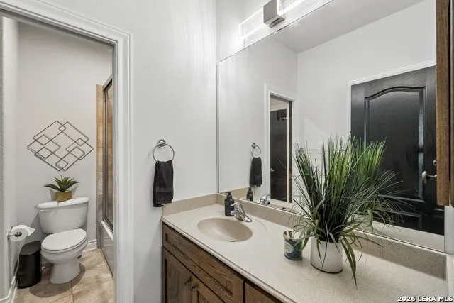 13326 WIND RDG Helotes, TX 78023