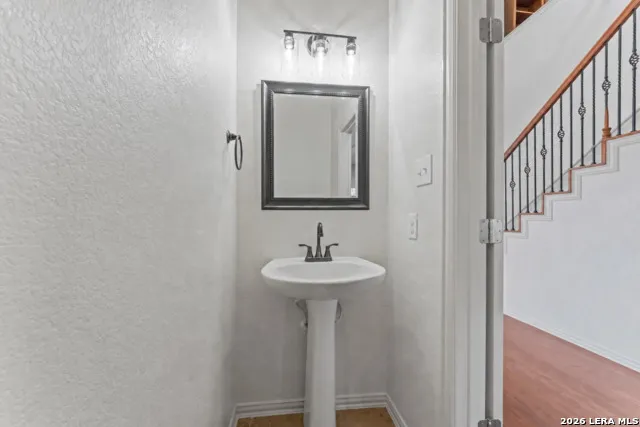 1446 Sparrow Song San Antonio, TX 78260