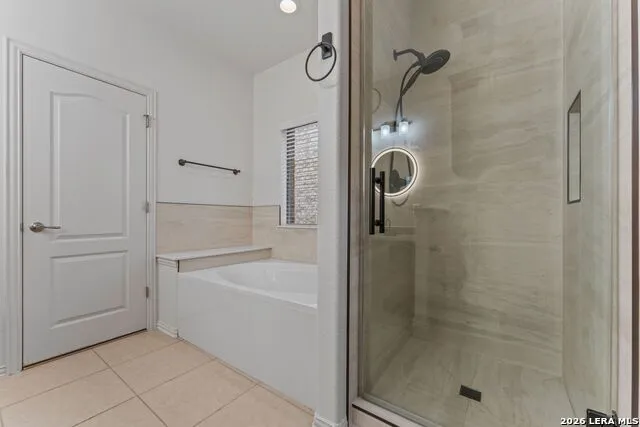 1446 Sparrow Song San Antonio, TX 78260