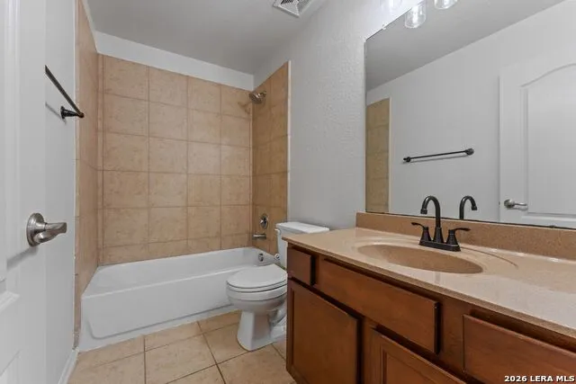 1446 Sparrow Song San Antonio, TX 78260