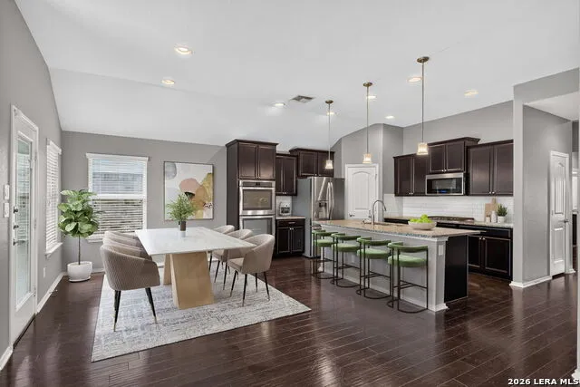 3706 Gum Woods San Antonio, TX 78253