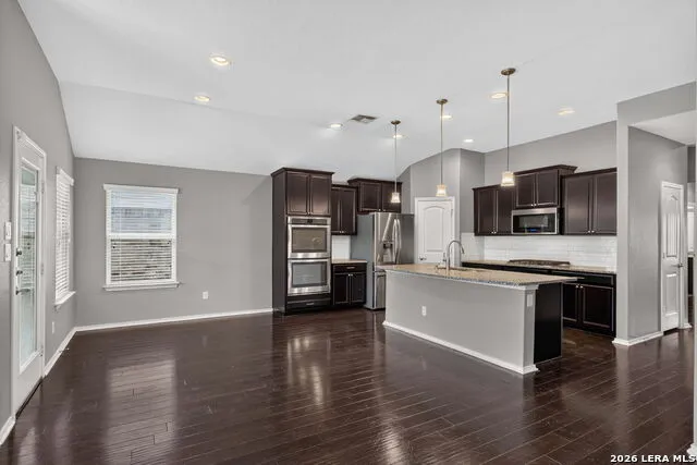 3706 Gum Woods San Antonio, TX 78253