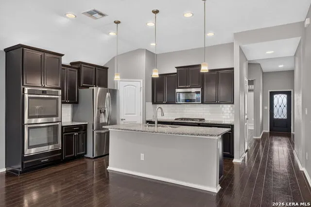 3706 Gum Woods San Antonio, TX 78253