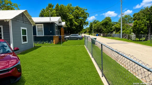 232 Campbell Seguin, TX 78155