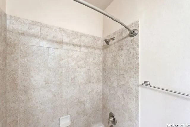 6012 Akin Song San Antonio, TX 78261