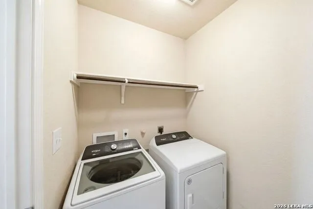 6012 Akin Song San Antonio, TX 78261