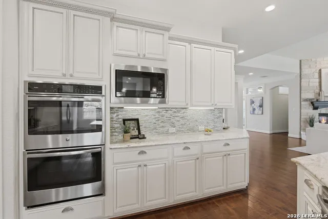 9703 IVORY CYN San Antonio, TX 78255