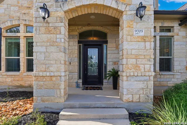 9703 IVORY CYN San Antonio, TX 78255