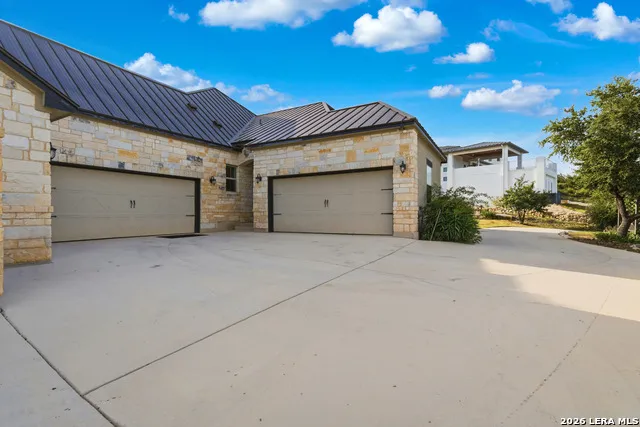 9703 IVORY CYN San Antonio, TX 78255