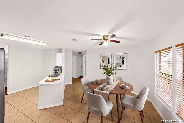 9919 Fortune Ridge Dr Converse, TX 78109